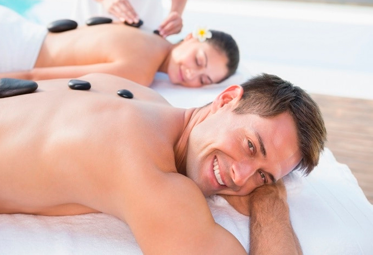 Todo lo que necesitas saber del masaje tántrico